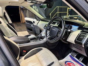 Used Land Rover Range Rover Sport 2018 for sale - 77392215: Photo