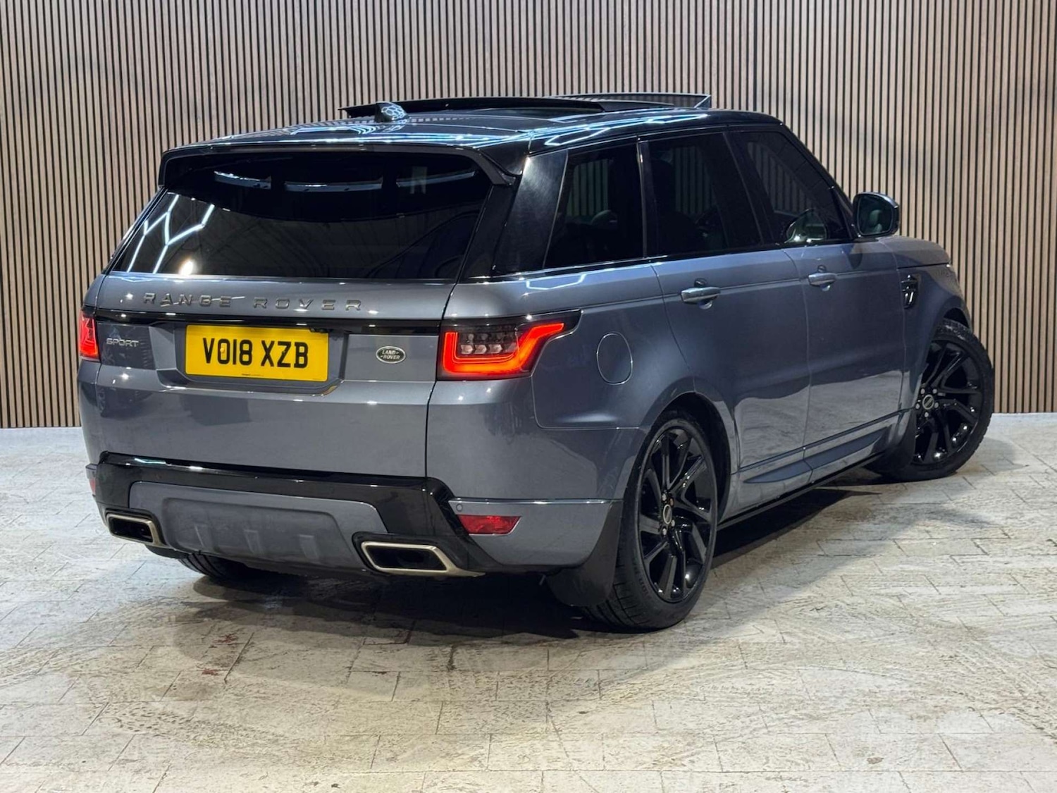 Used Land Rover Range Rover Sport 2018 for sale - 77392215: Photo 5