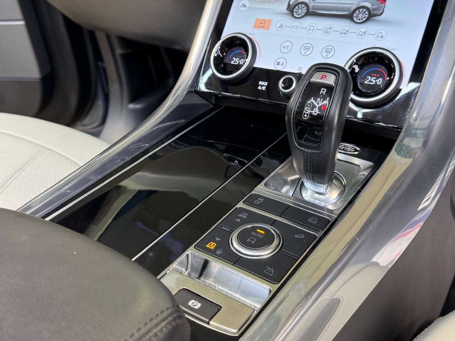 Used Land Rover Range Rover Sport 2018 for sale - 77392215: Photo 58