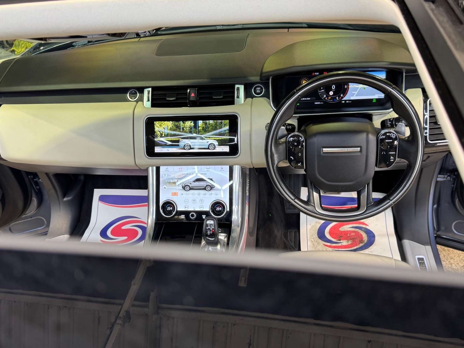 Used Land Rover Range Rover Sport 2018 for sale - 77392215: Photo 64