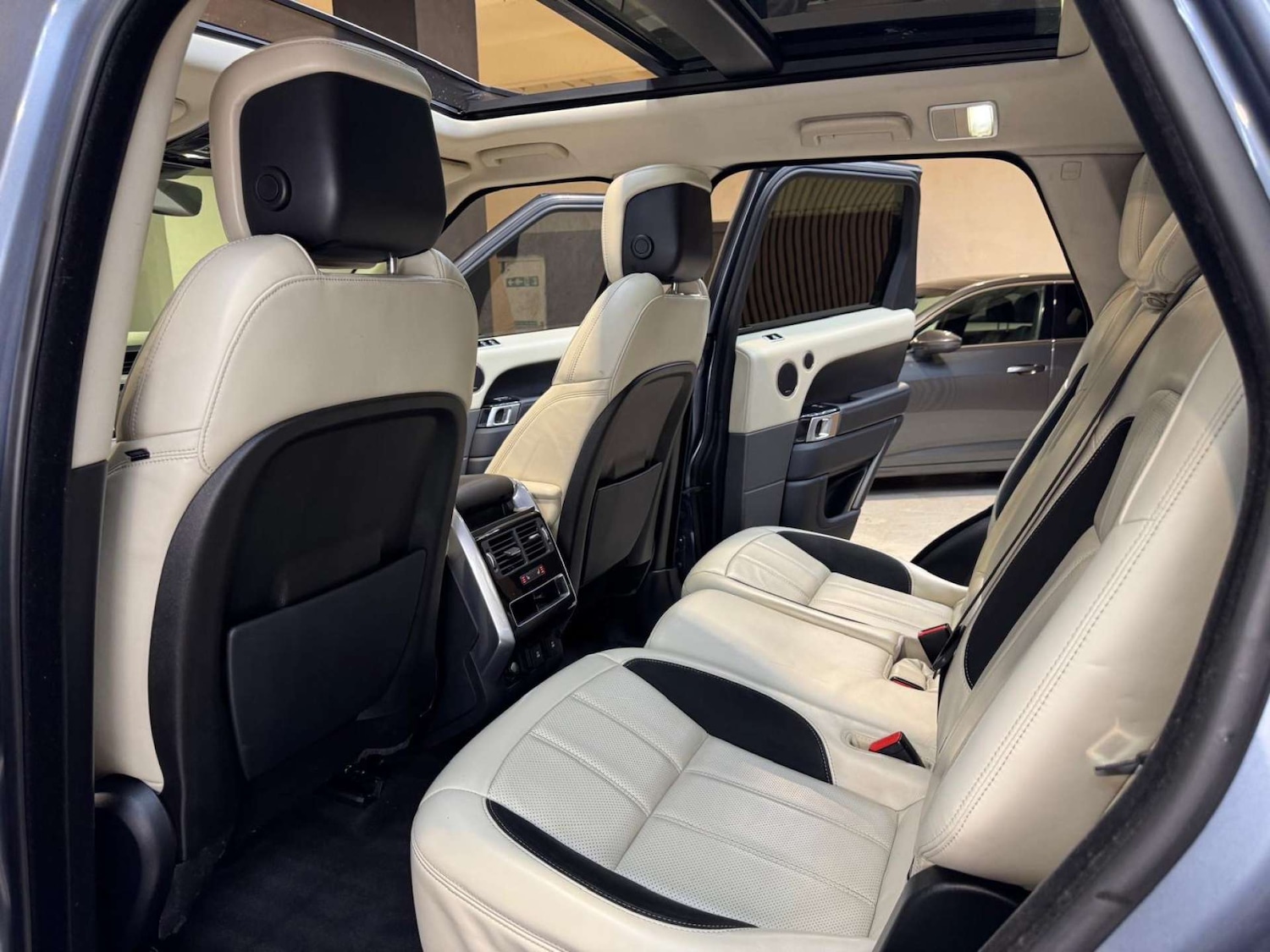 Used Land Rover Range Rover Sport 2018 for sale - 77392215: Photo 75