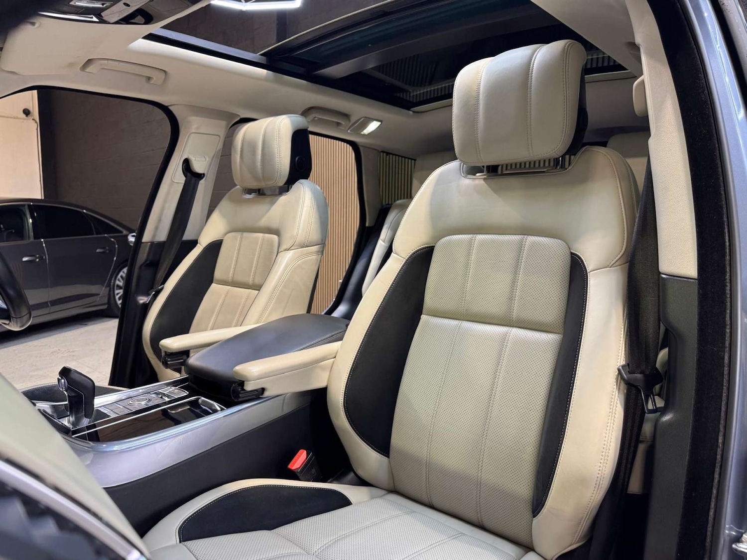 Used Land Rover Range Rover Sport 2018 for sale - 77392215: Photo 85