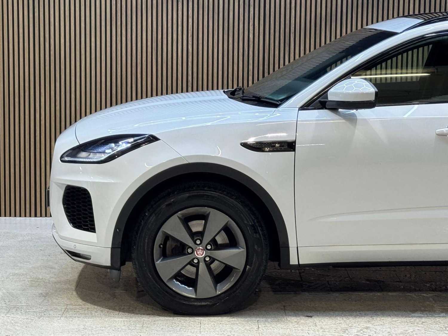 Used Jaguar E-Pace 2018 for sale - 77022621: Photo 27