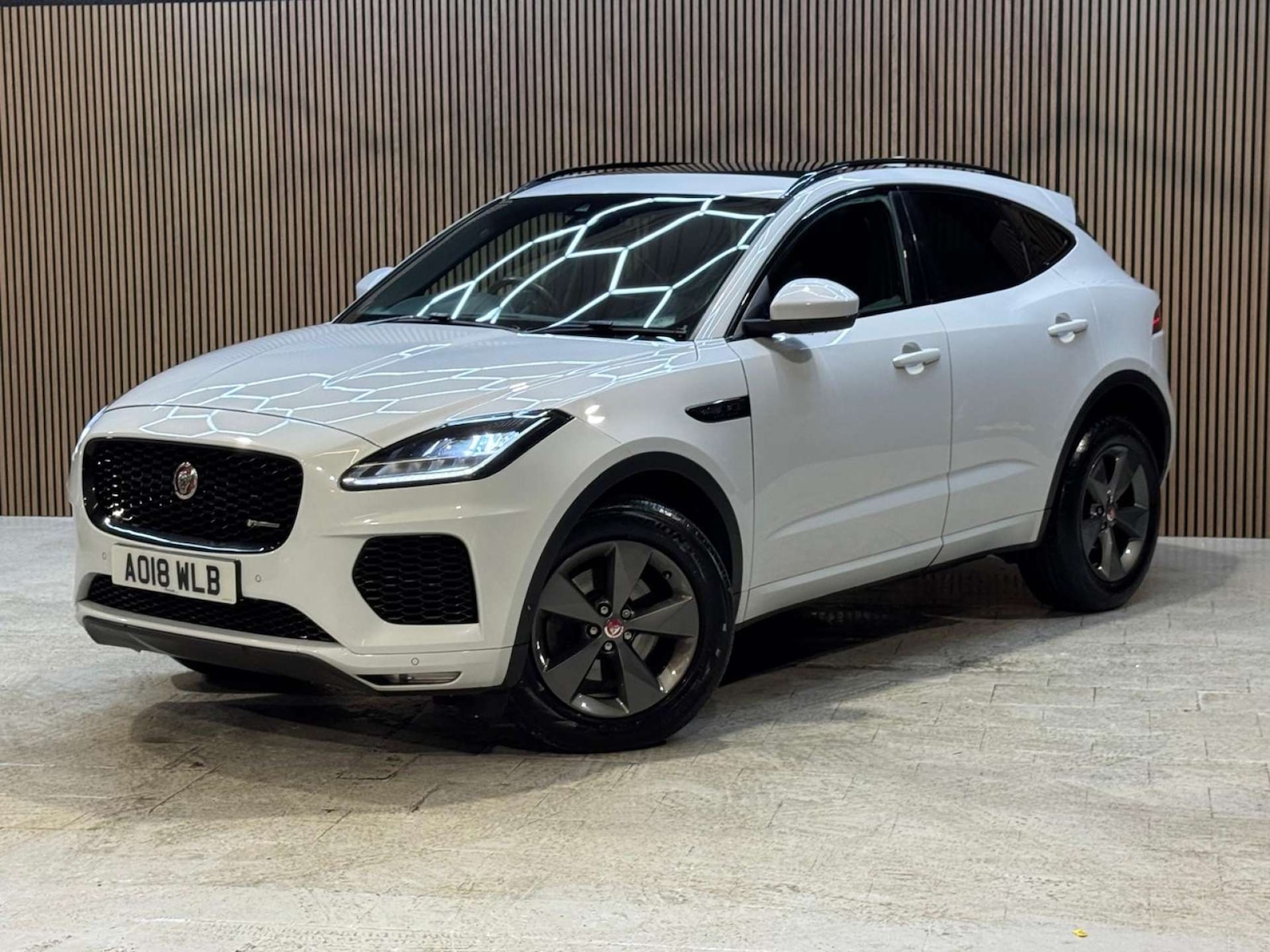 Used Jaguar E-Pace 2018 for sale - 77022621: Photo 33