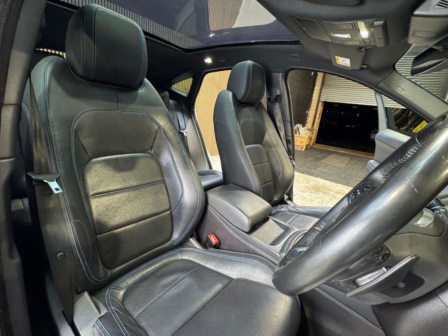 Used Jaguar E-Pace 2018 for sale - 77022621: Photo 40