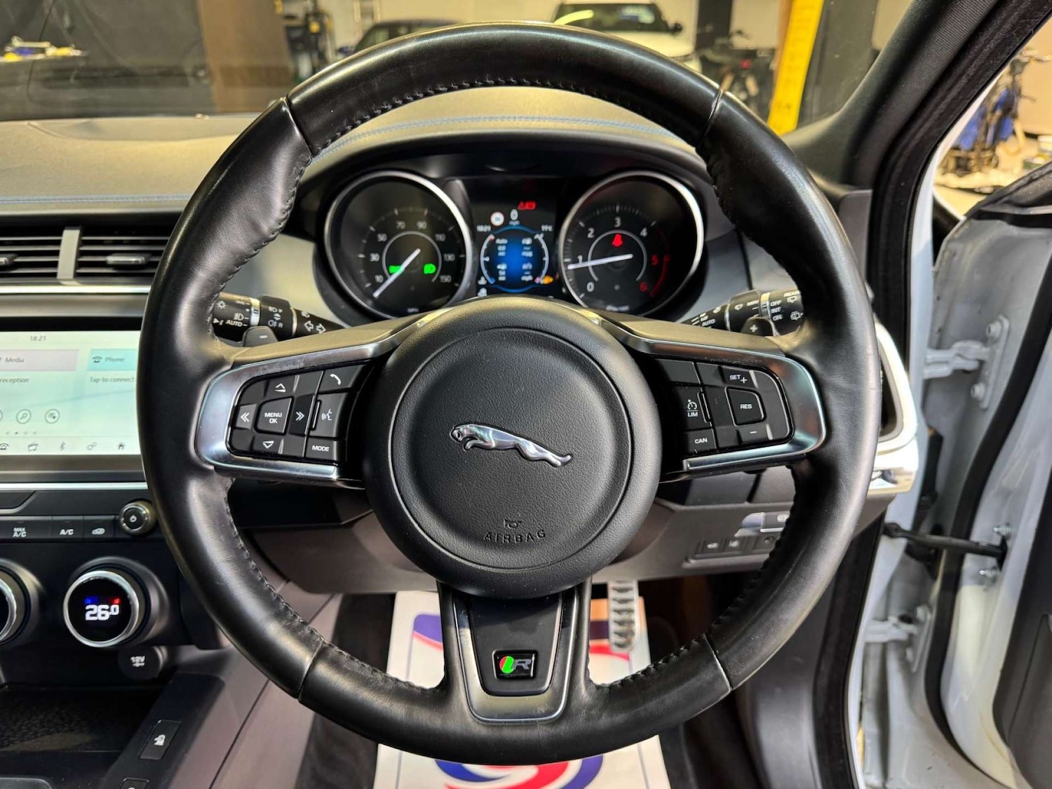 Used Jaguar E-Pace 2018 for sale - 77022621: Photo 43