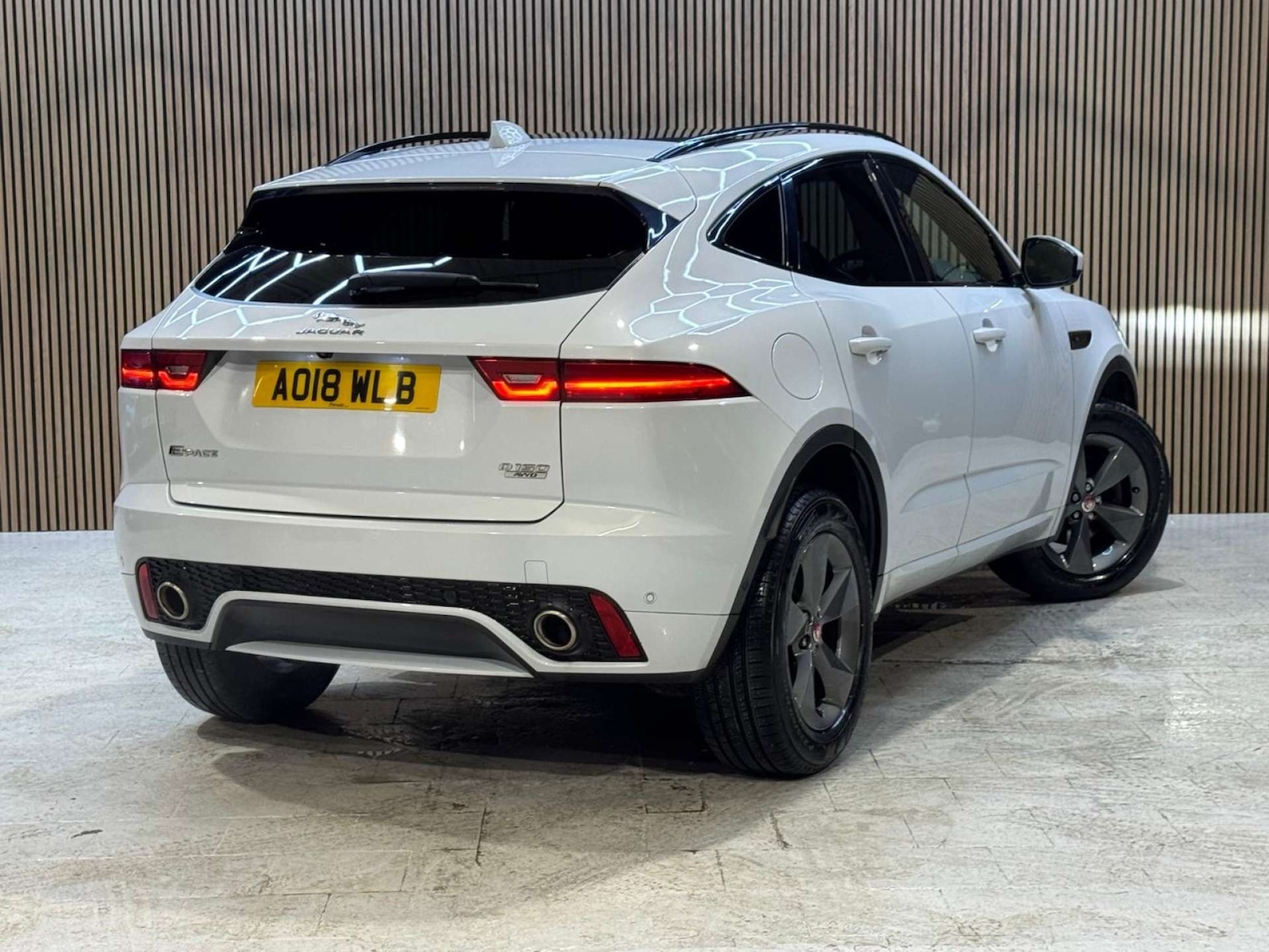 Used Jaguar E-Pace 2018 for sale - 77022621: Photo 5