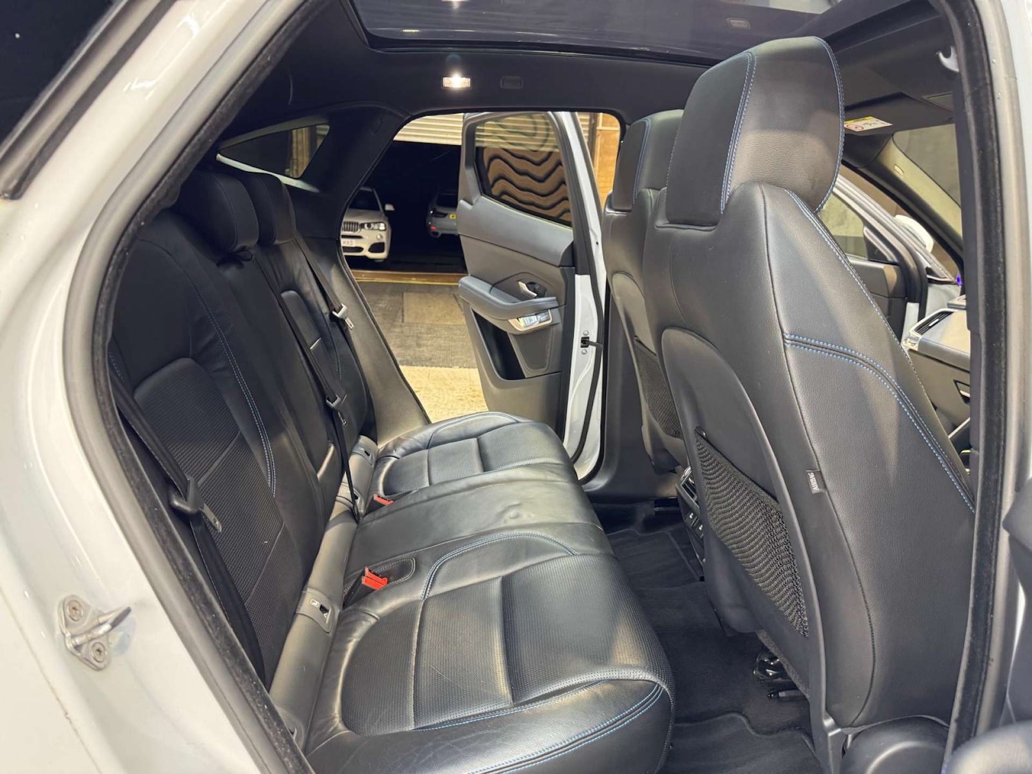 Used Jaguar E-Pace 2018 for sale - 77022621: Photo 60