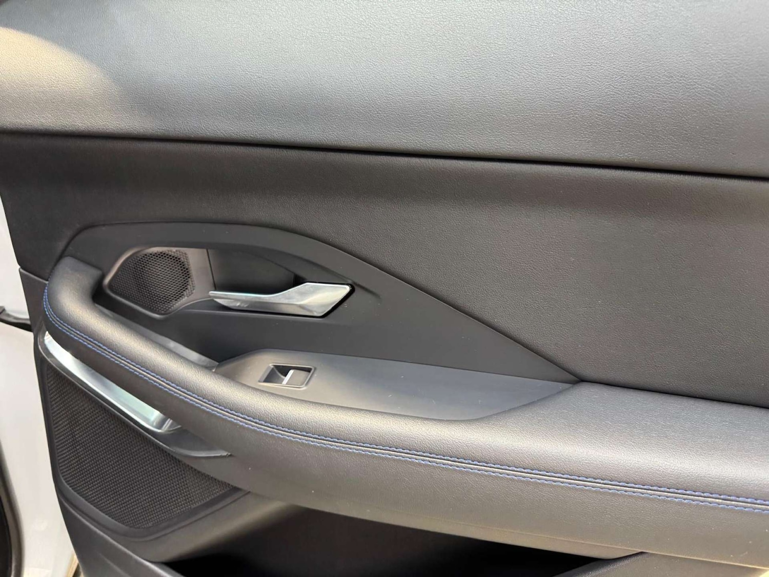 Used Jaguar E-Pace 2018 for sale - 77022621: Photo 64