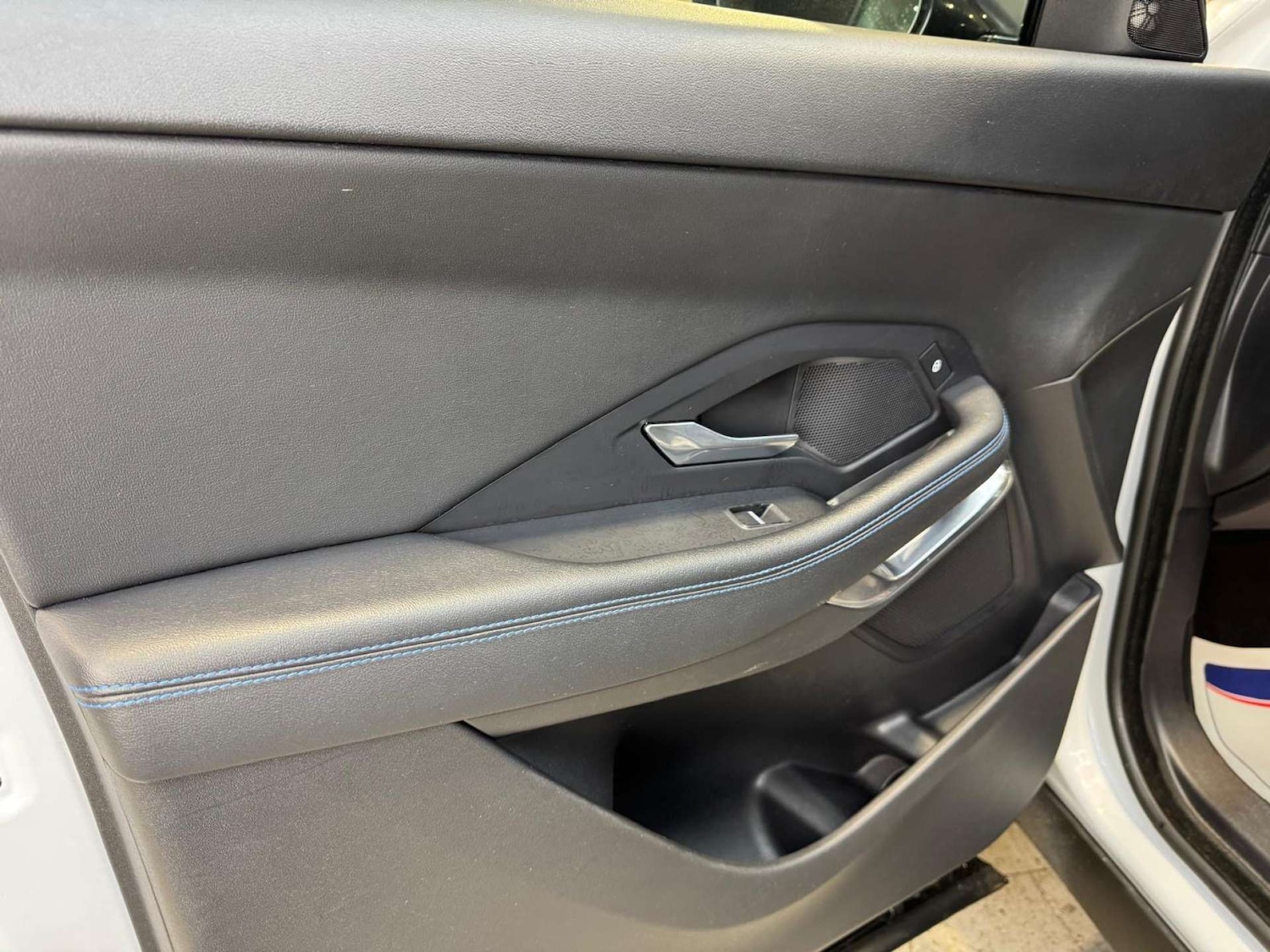 Used Jaguar E-Pace 2018 for sale - 77022621: Photo 76