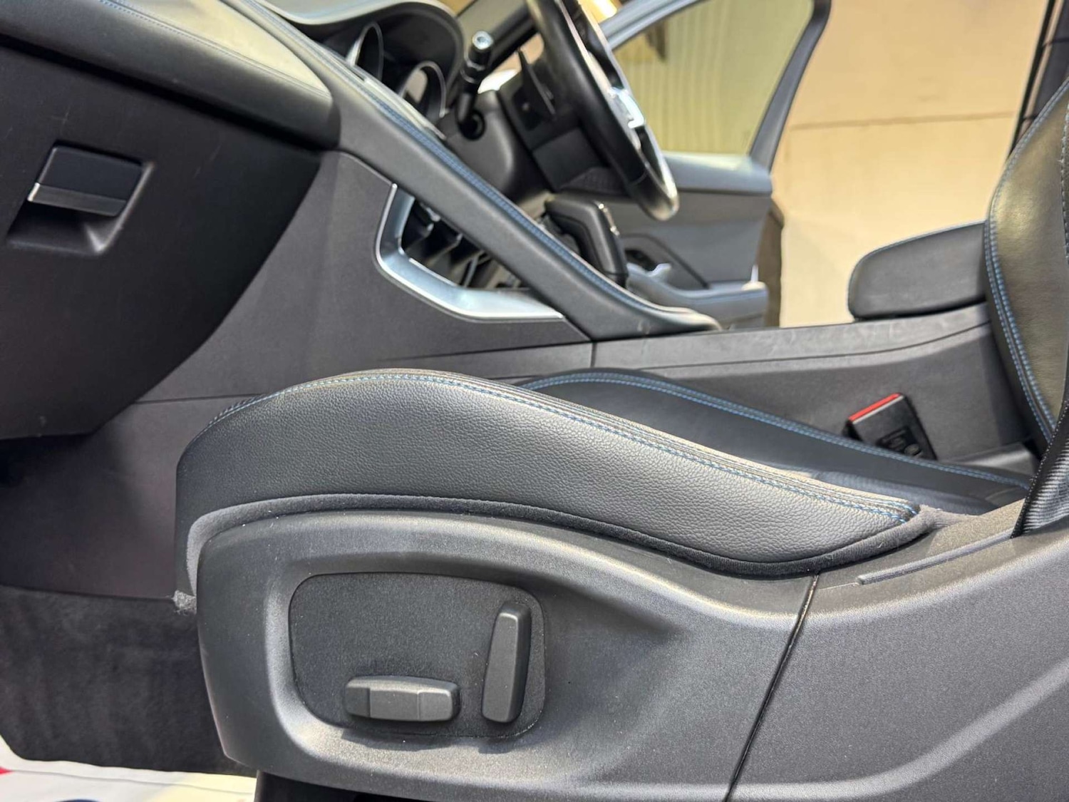 Used Jaguar E-Pace 2018 for sale - 77022621: Photo 79