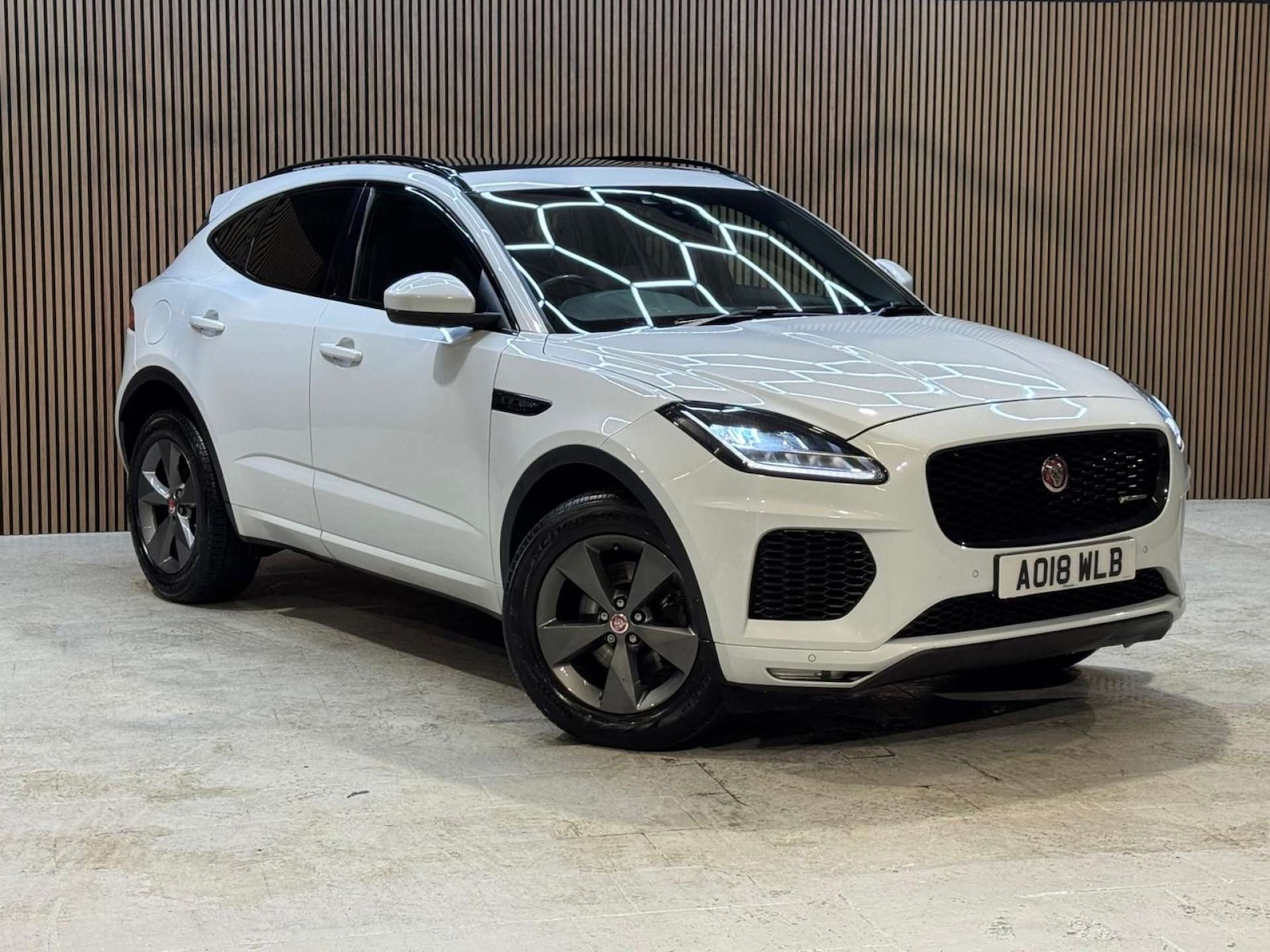 Used Jaguar E-Pace 2018 for sale - 77022621: Photo 8