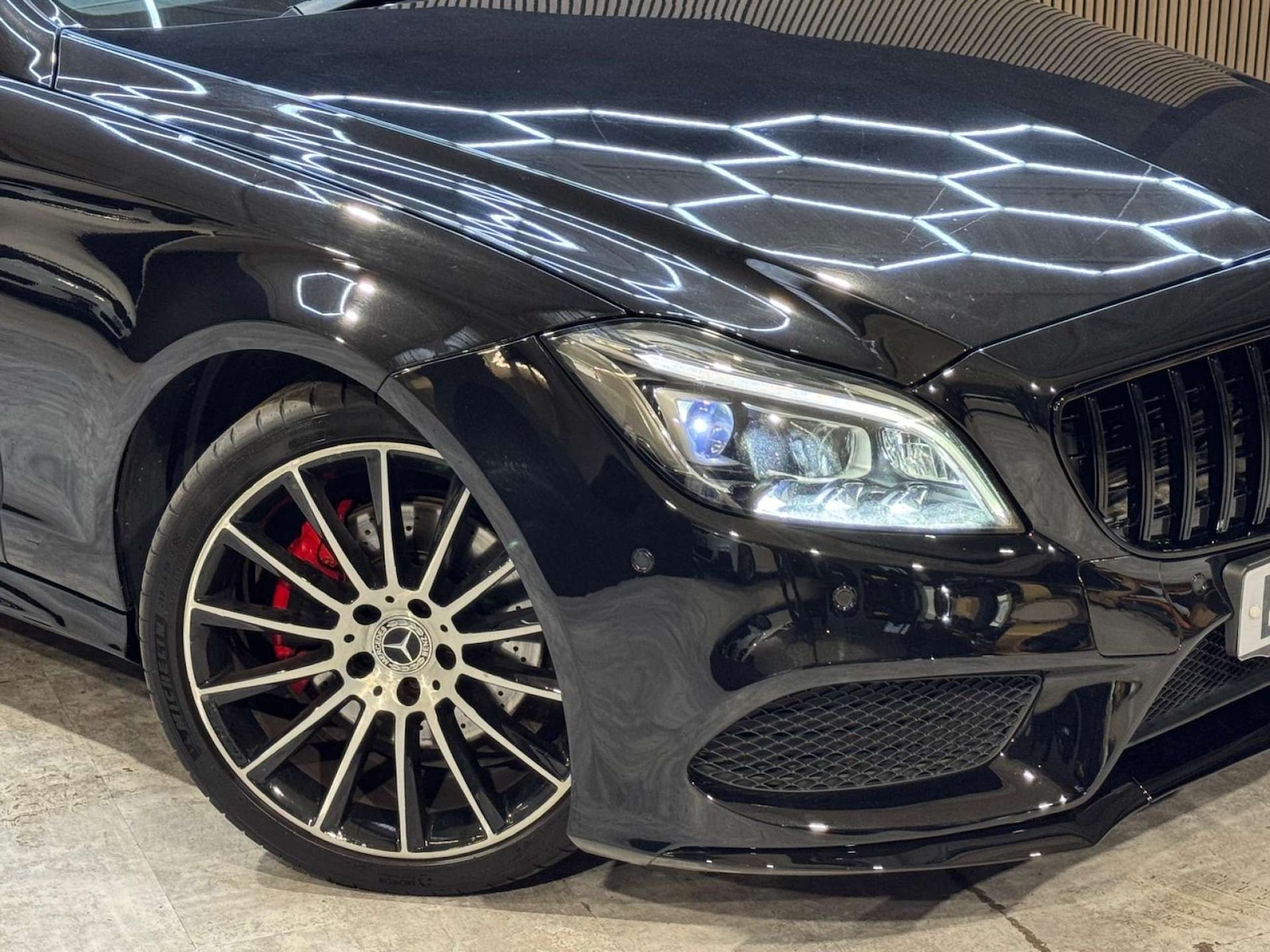 Used Mercedes-Benz CLS 2015 for sale - 77932000: Photo 13