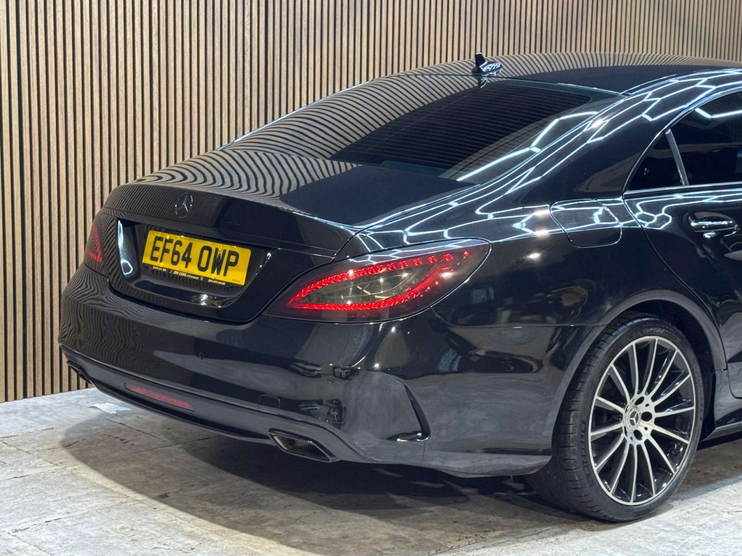 Used Mercedes-Benz CLS 2015 for sale - 77932000: Photo 19
