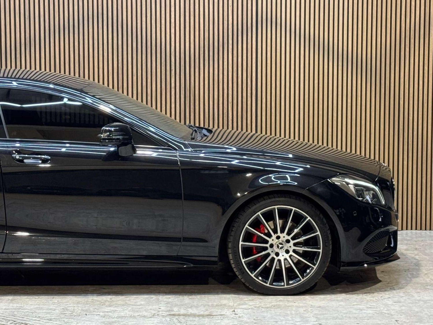 Used Mercedes-Benz CLS 2015 for sale - 77932000: Photo 20