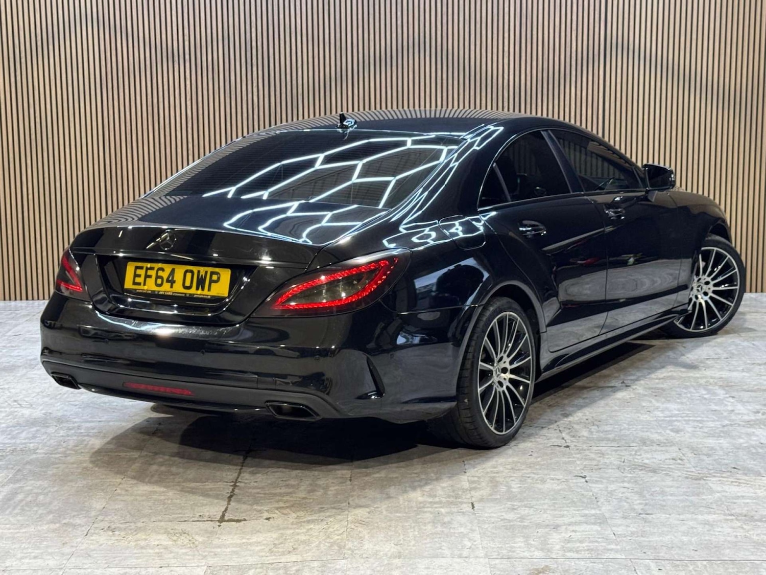 Used Mercedes-Benz CLS 2015 for sale - 77932000: Photo 22