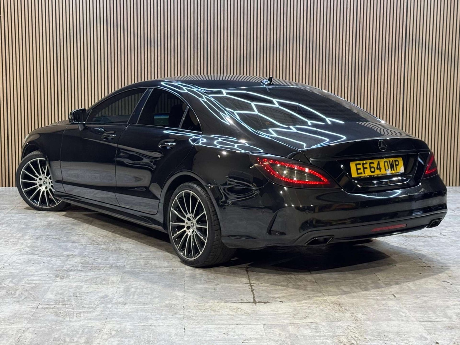 Used Mercedes-Benz CLS 2015 for sale - 77932000: Photo 27