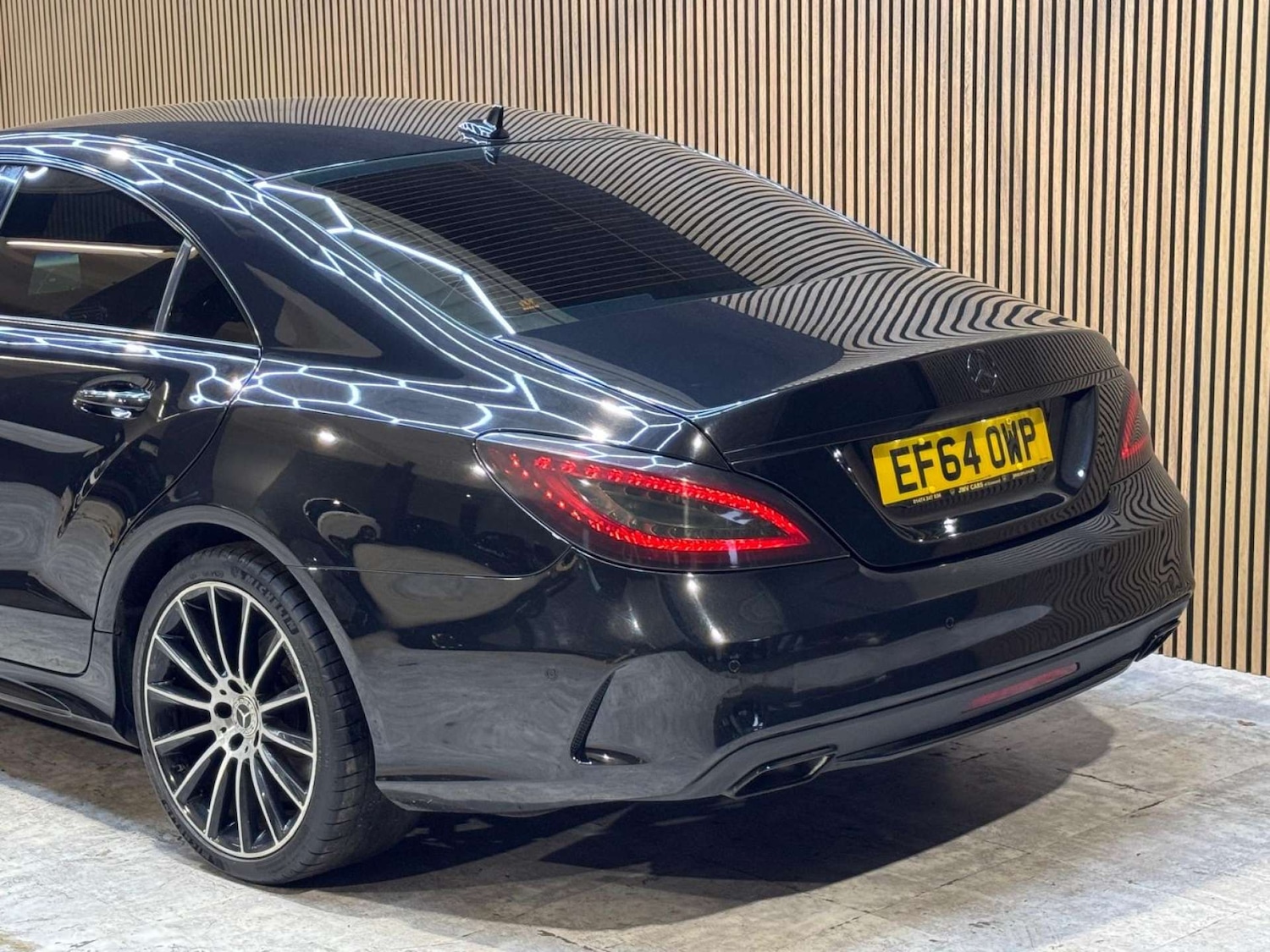 Used Mercedes-Benz CLS 2015 for sale - 77932000: Photo 31