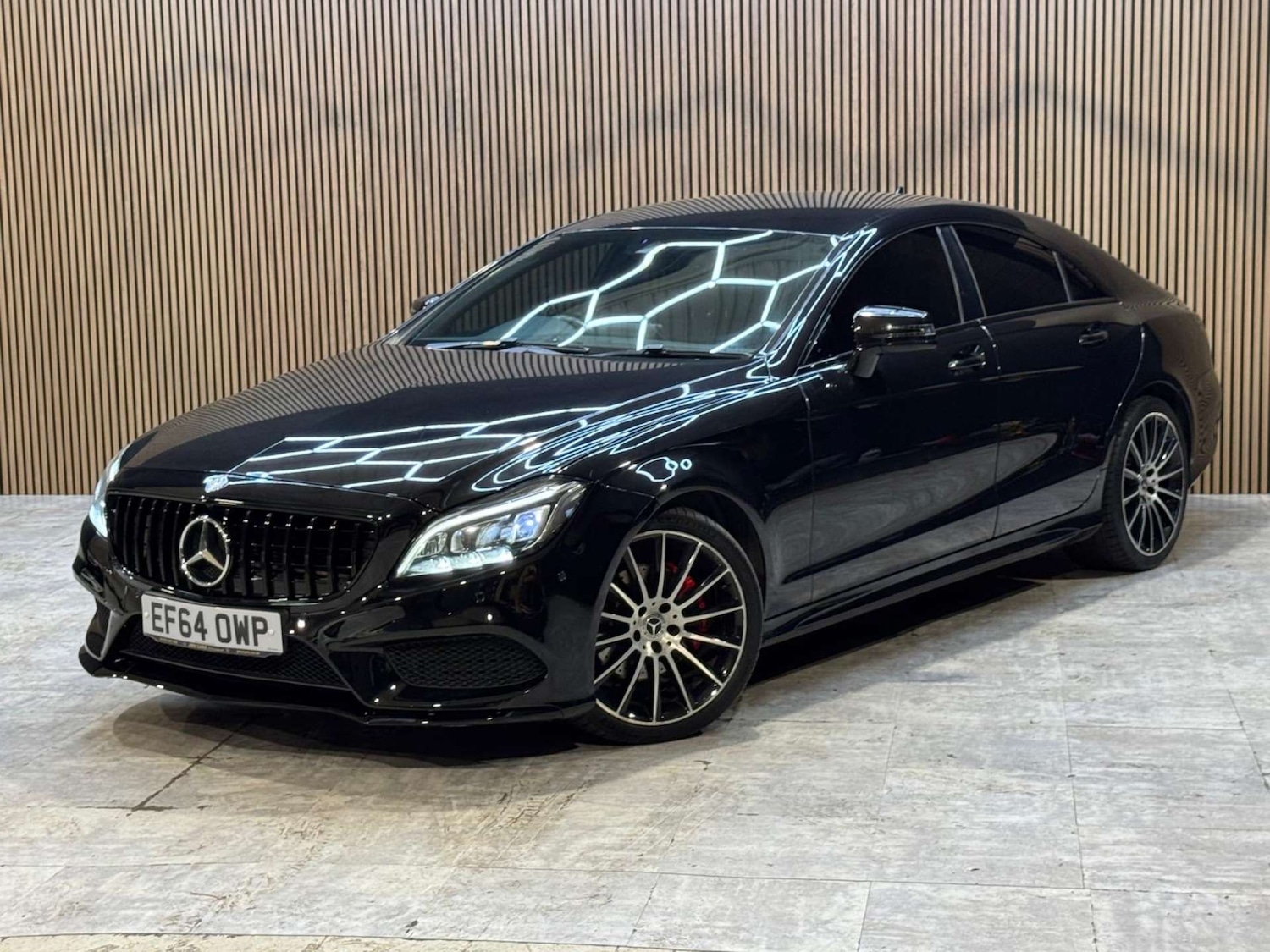 Used Mercedes-Benz CLS 2015 for sale - 77932000: Photo 33