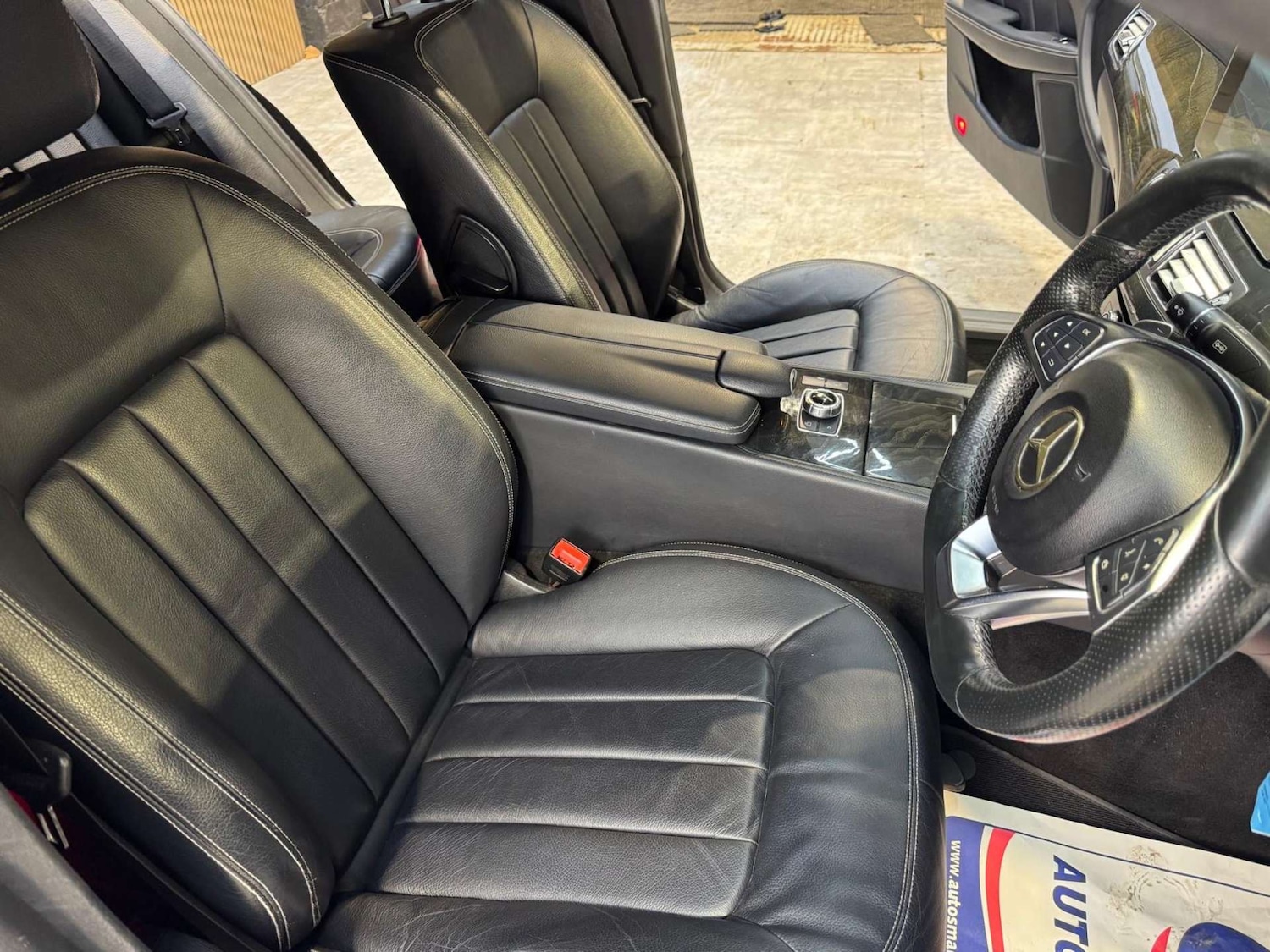 Used Mercedes-Benz CLS 2015 for sale - 77932000: Photo 41