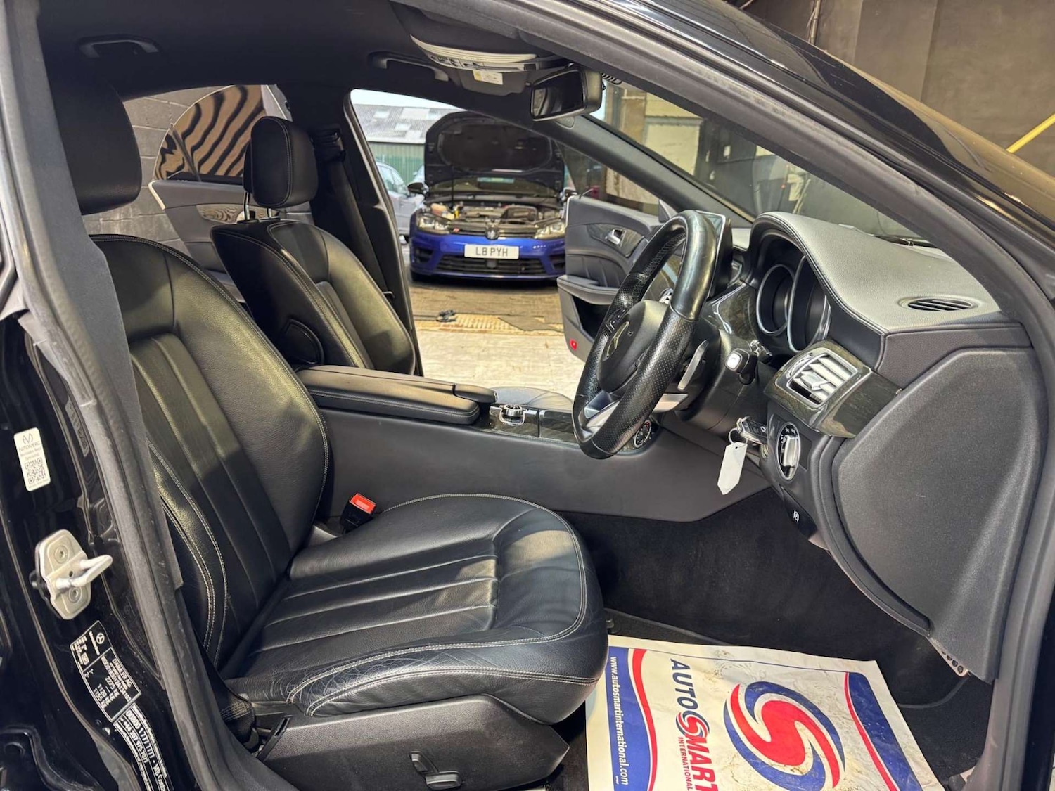 Used Mercedes-Benz CLS 2015 for sale - 77932000: Photo 43