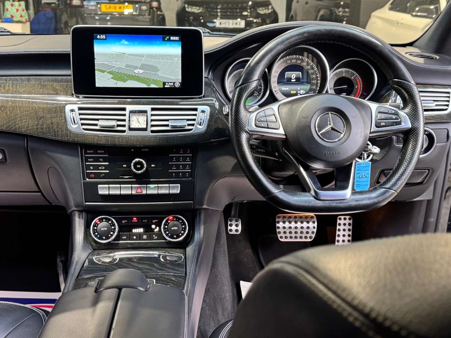 Used Mercedes-Benz CLS 2015 for sale - 77932000: Photo 46