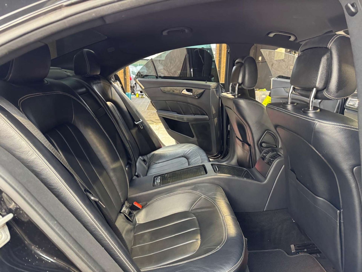 Used Mercedes-Benz CLS 2015 for sale - 77932000: Photo 59