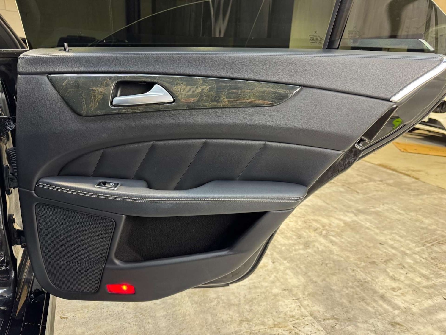 Used Mercedes-Benz CLS 2015 for sale - 77932000: Photo 61