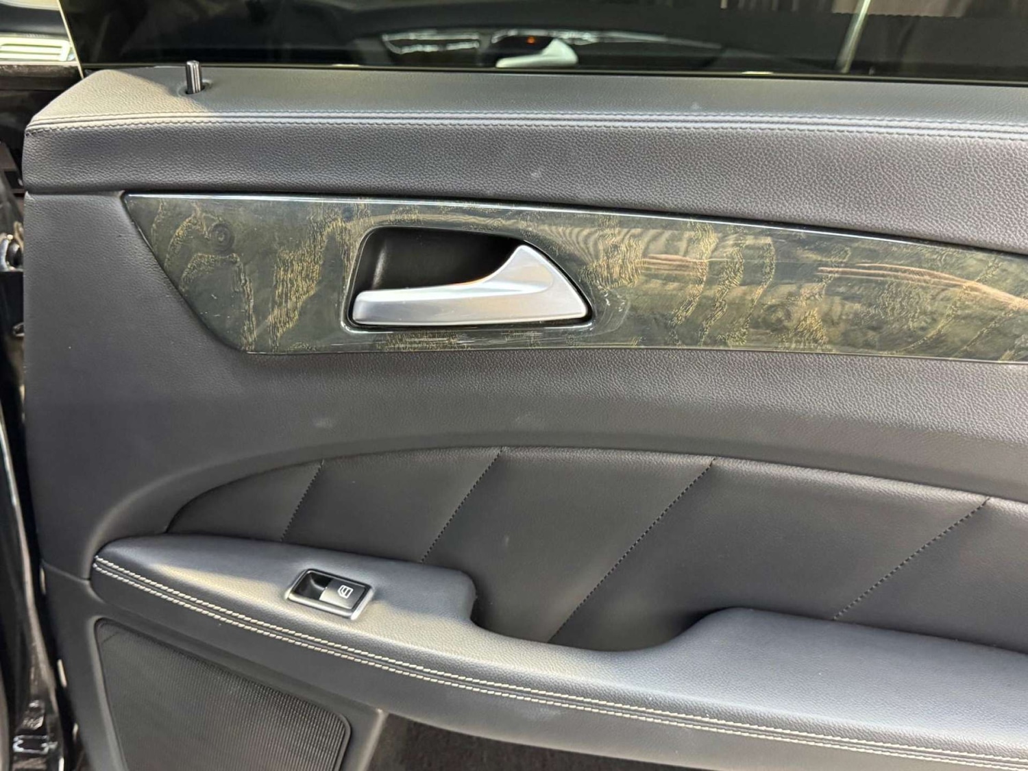 Used Mercedes-Benz CLS 2015 for sale - 77932000: Photo 66