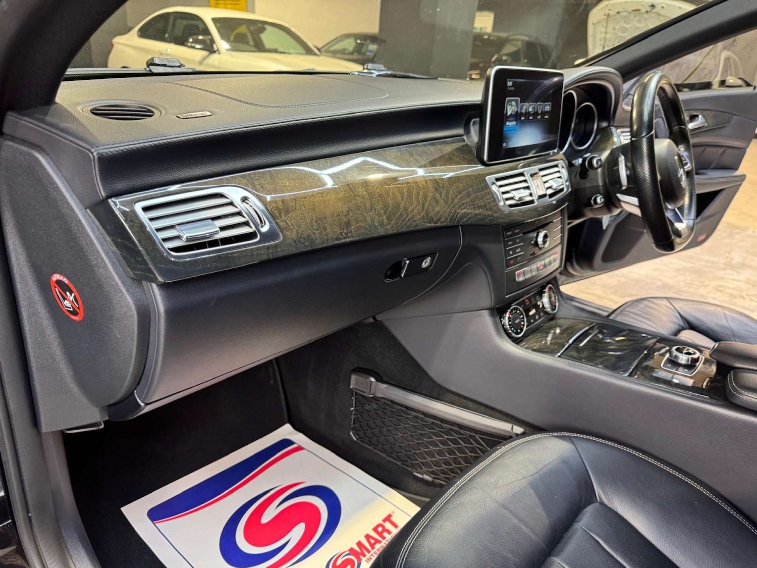 Used Mercedes-Benz CLS 2015 for sale - 77932000: Photo 72