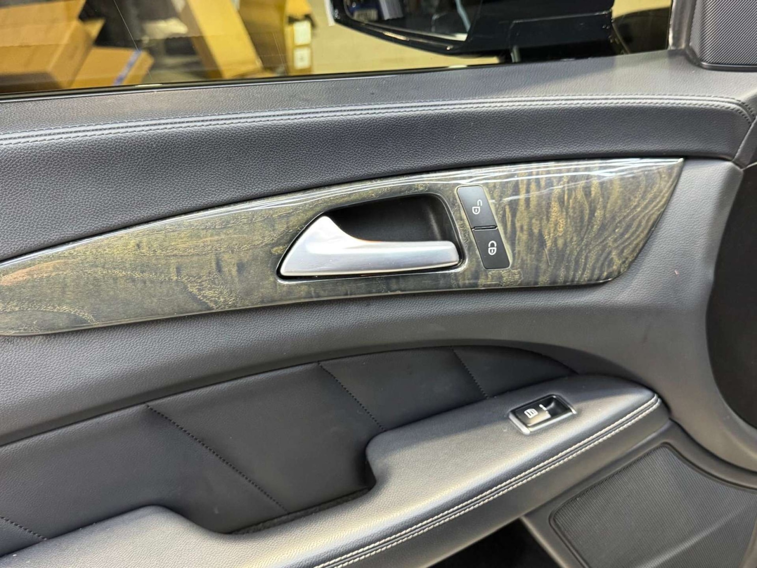 Used Mercedes-Benz CLS 2015 for sale - 77932000: Photo 76