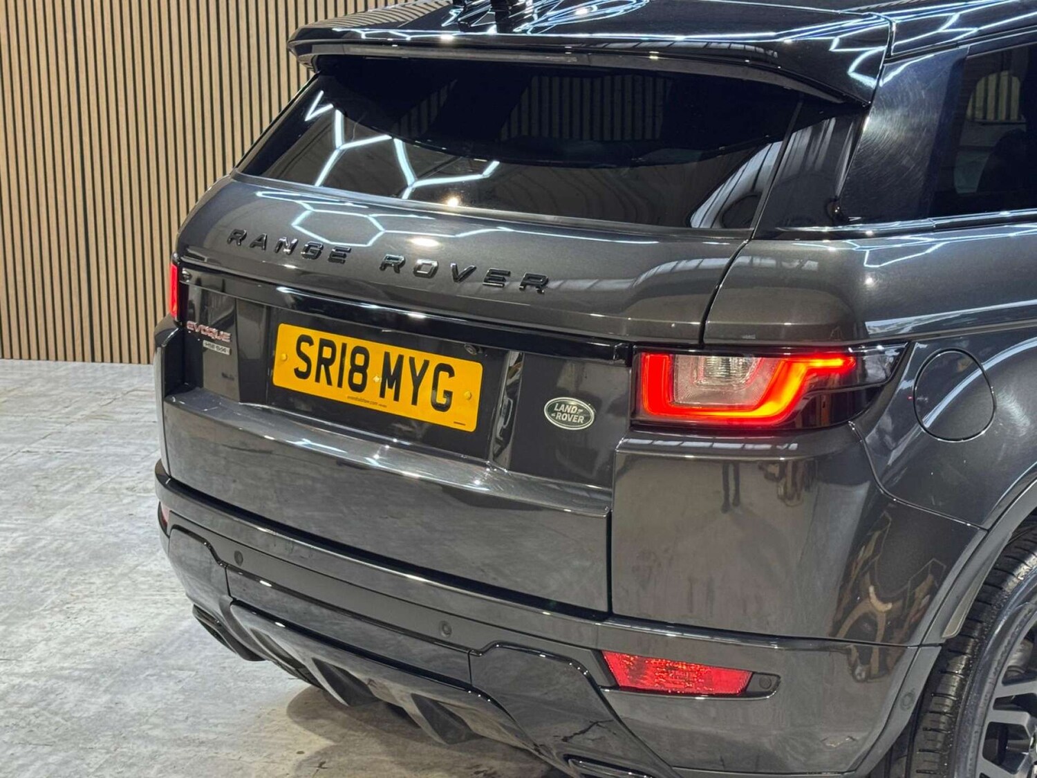 Used Land Rover Range Rover Evoque 2018 for sale - 77891355: Photo 21