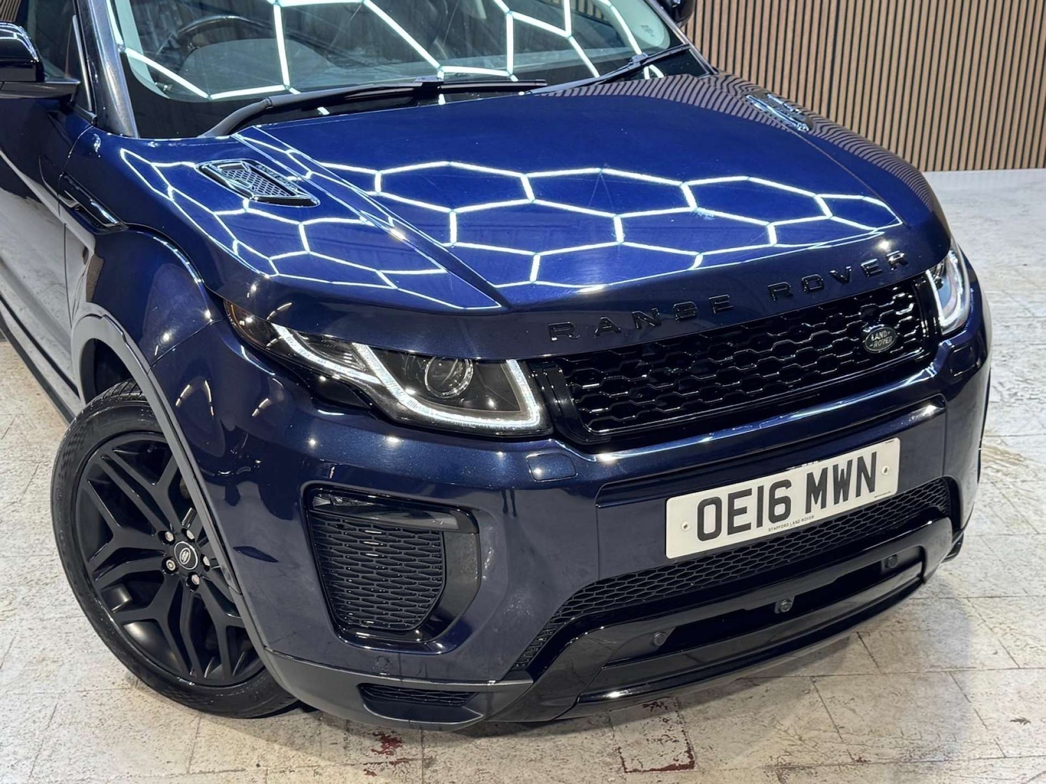 Used Land Rover Range Rover Evoque 2016 for sale - 77168060: Photo 12