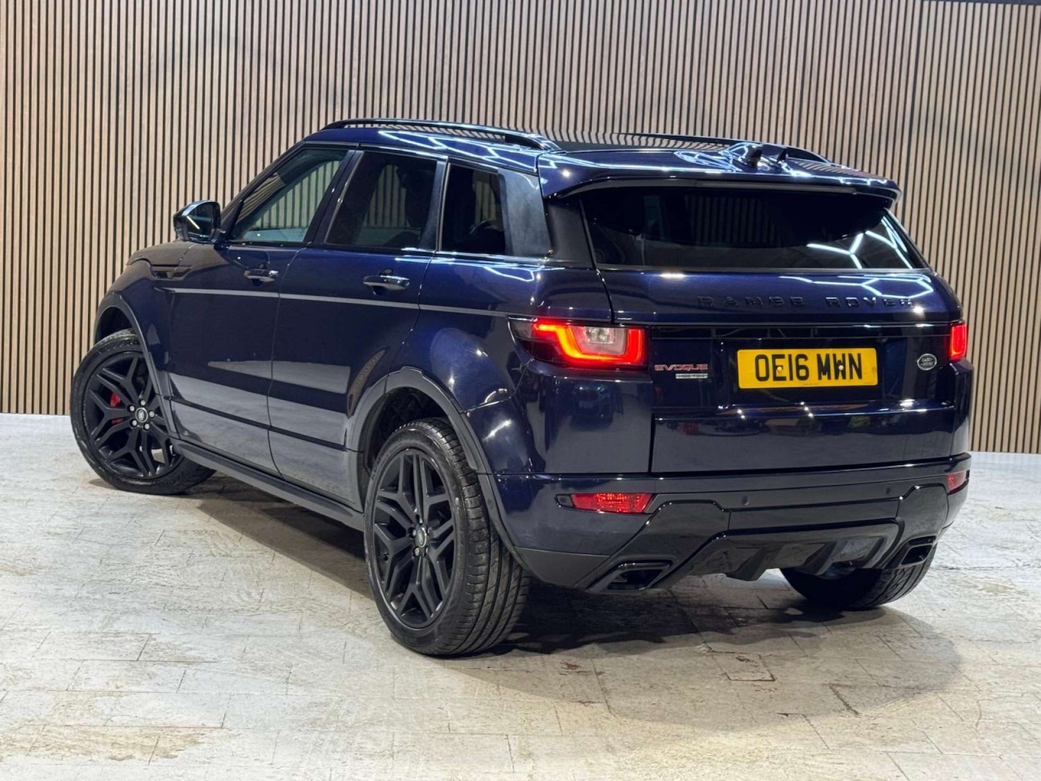 Used Land Rover Range Rover Evoque 2016 for sale - 77168060: Photo 24