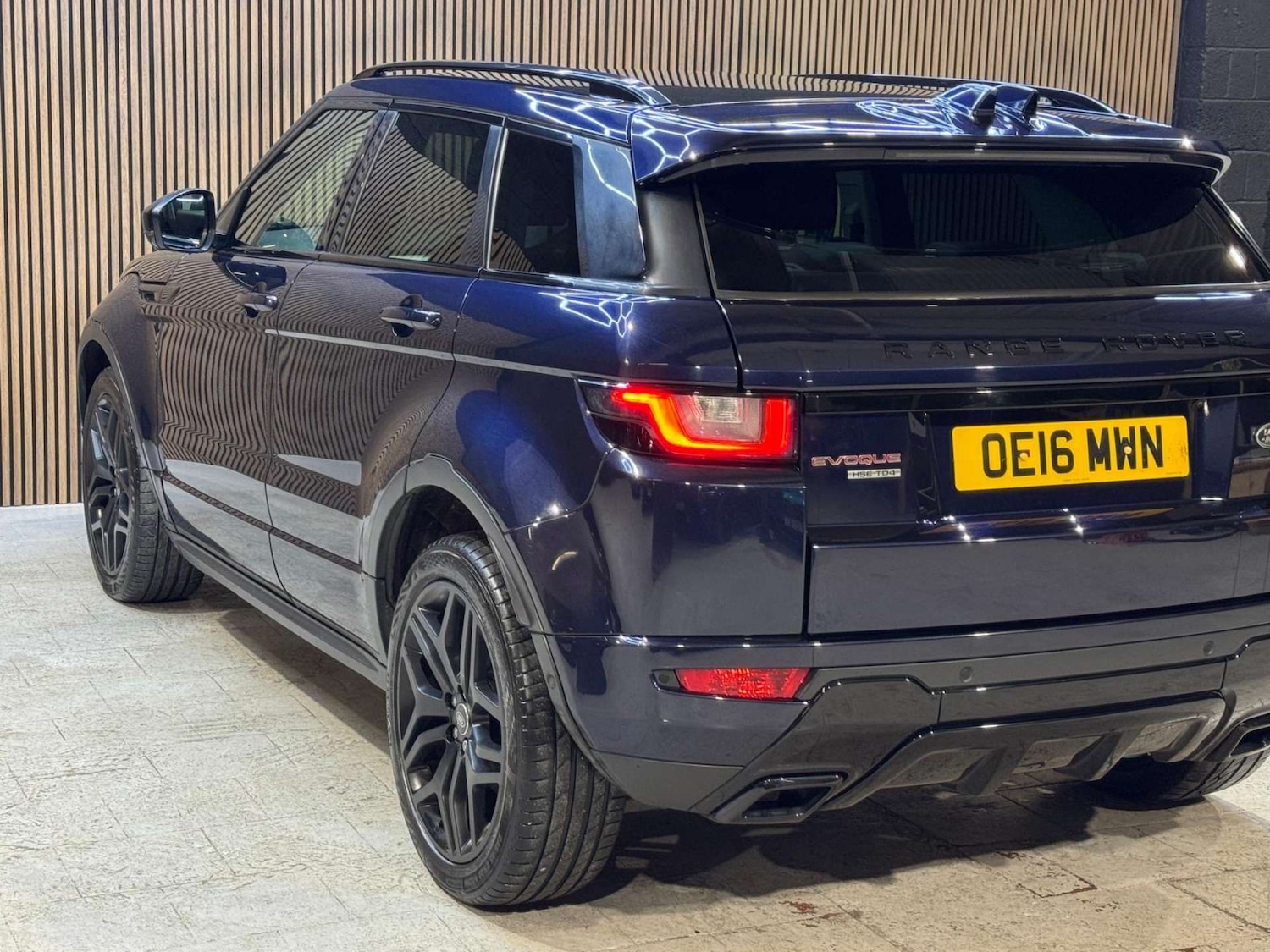 Used Land Rover Range Rover Evoque 2016 for sale - 77168060: Photo 25