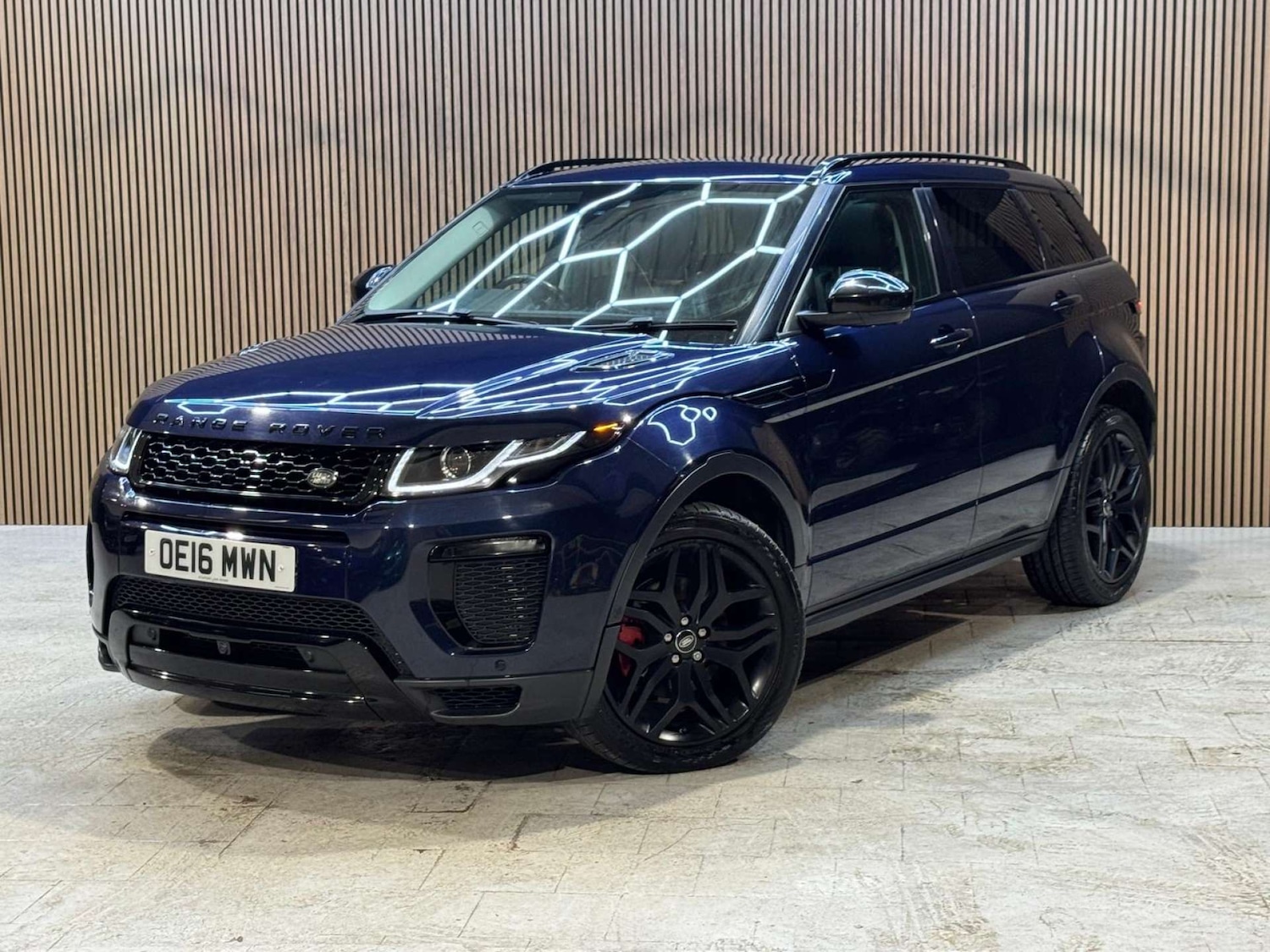 Used Land Rover Range Rover Evoque 2016 for sale - 77168060: Photo 4