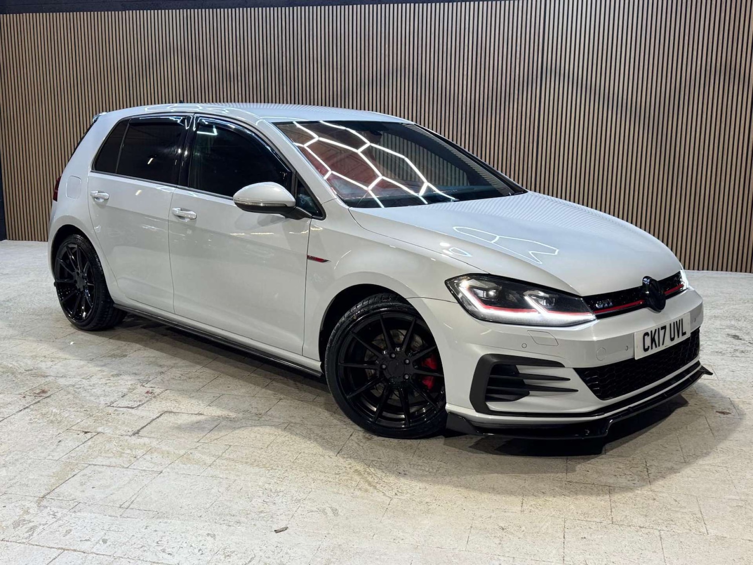 Used Volkswagen Golf 2017 for sale - 77213724: Photo 12