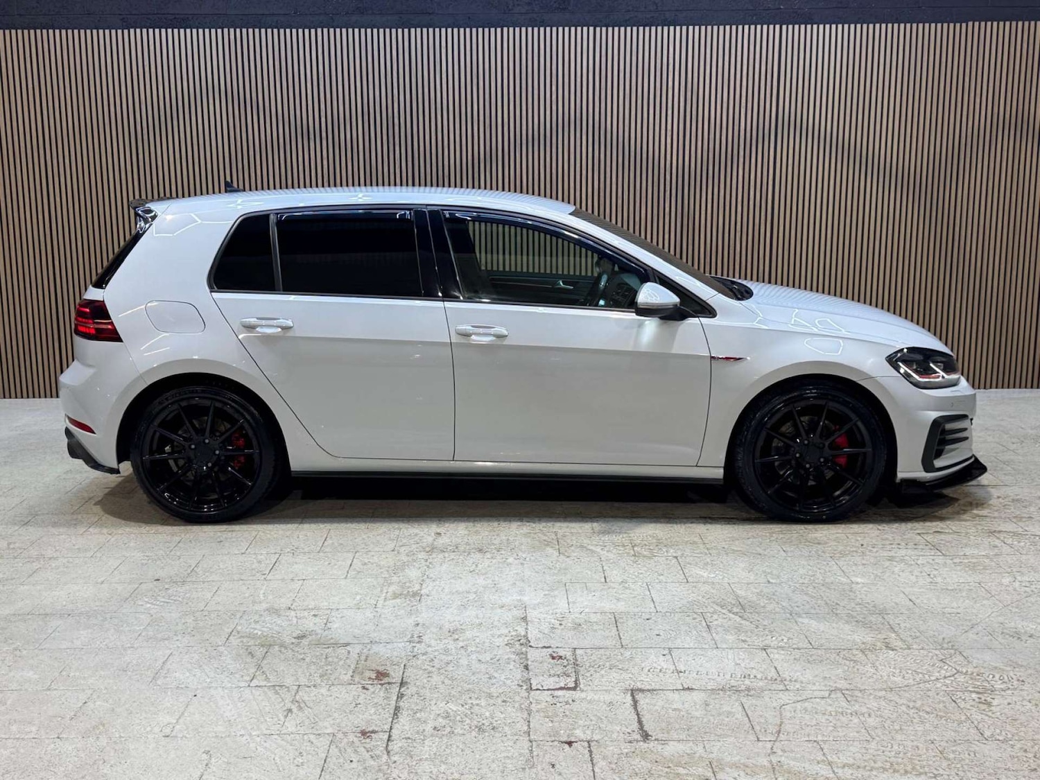 Used Volkswagen Golf 2017 for sale - 77213724: Photo 17