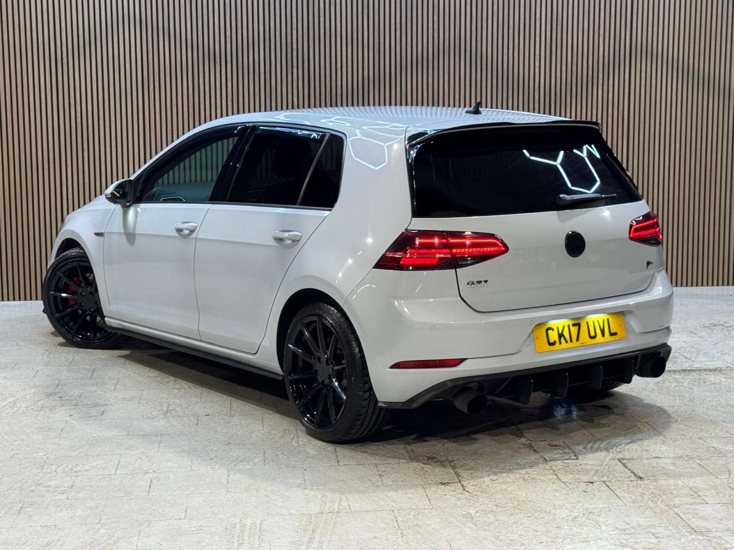 Used Volkswagen Golf 2017 for sale - 77213724: Photo 27