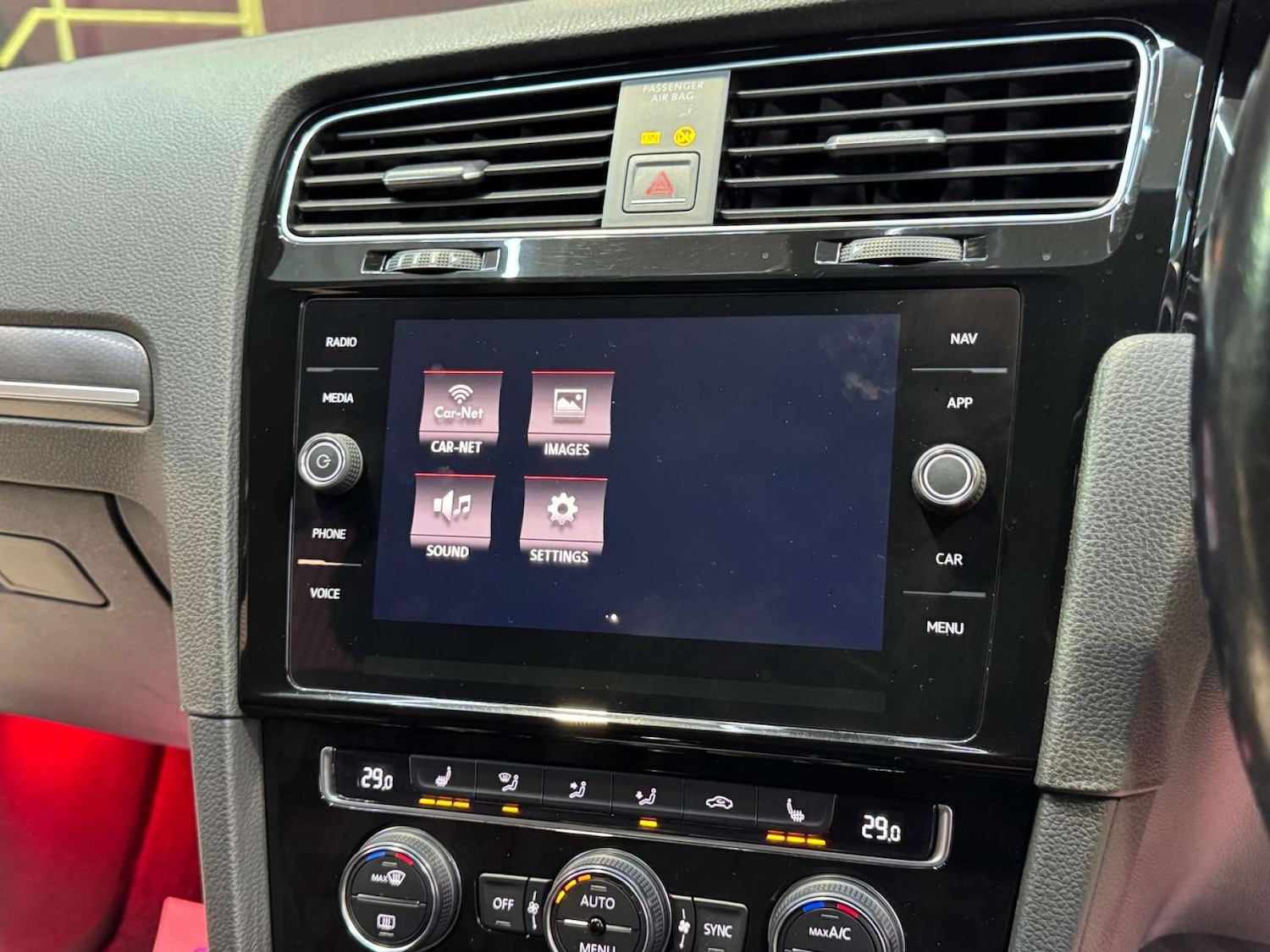 Used Volkswagen Golf 2017 for sale - 77213724: Photo 50