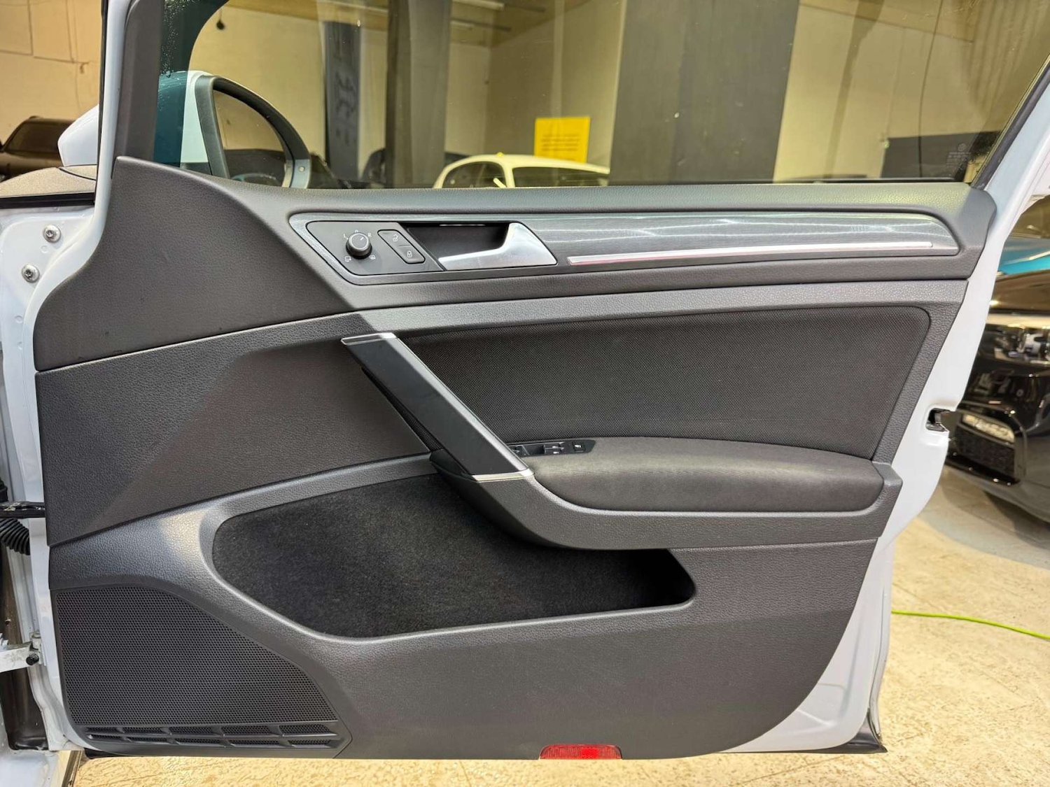 Used Volkswagen Golf 2017 for sale - 77213724: Photo 55