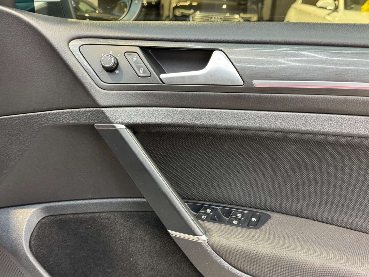 Used Volkswagen Golf 2017 for sale - 77213724: Photo 59