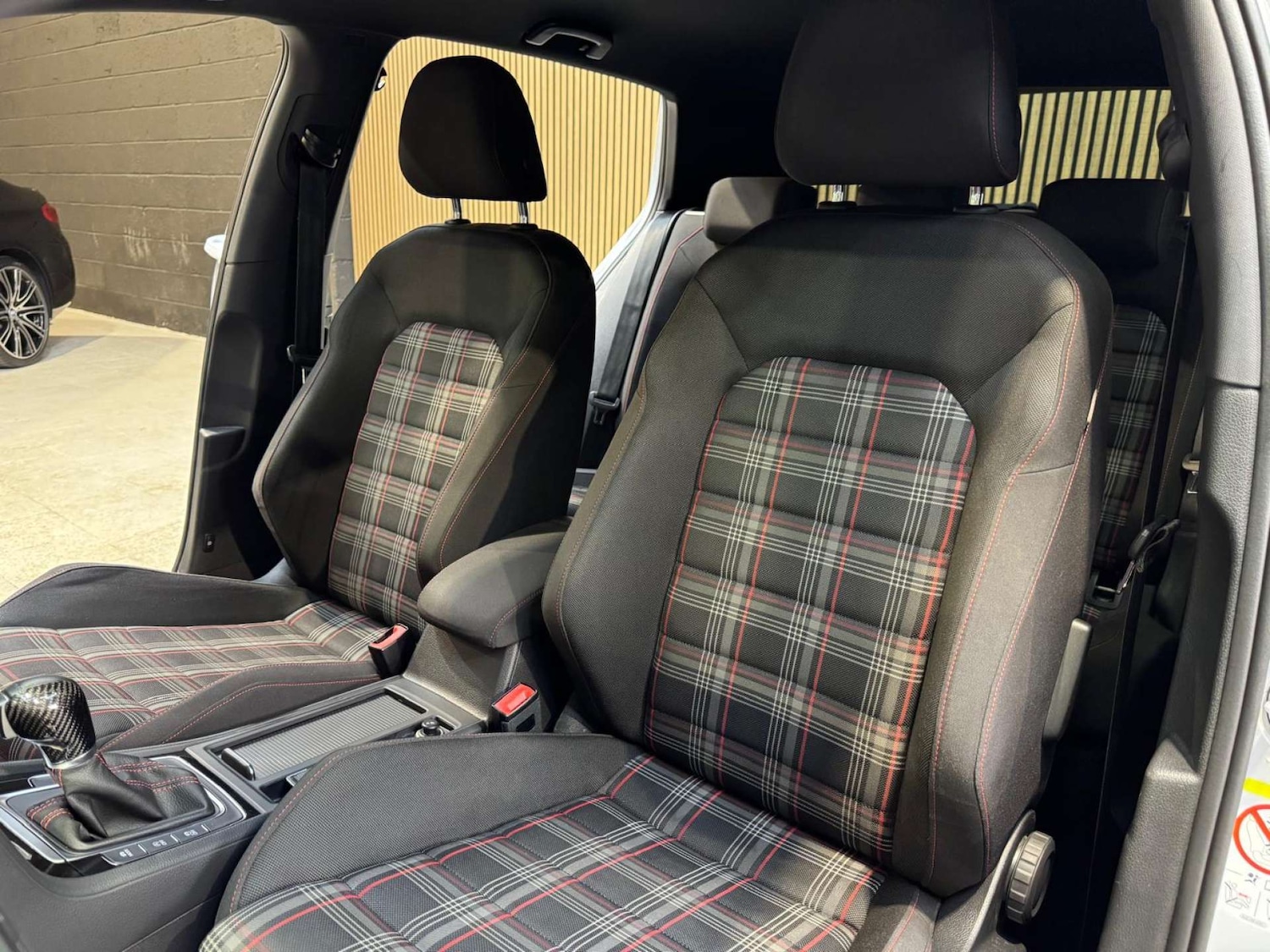 Used Volkswagen Golf 2017 for sale - 77213724: Photo 66