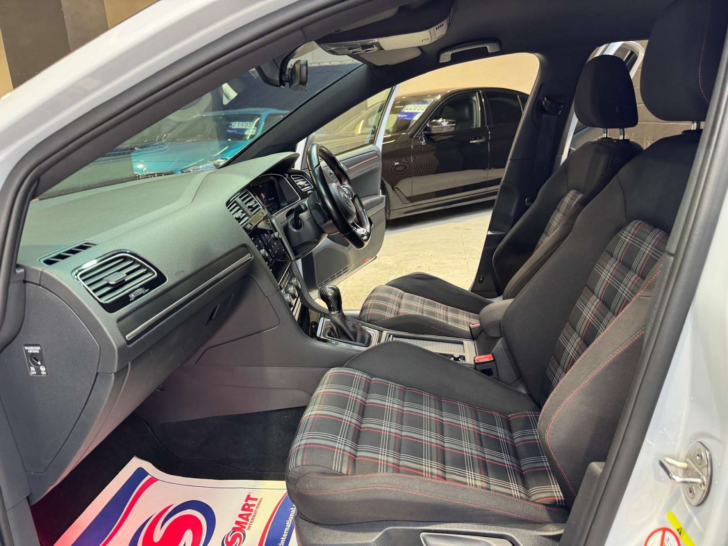 Used Volkswagen Golf 2017 for sale - 77213724: Photo 68