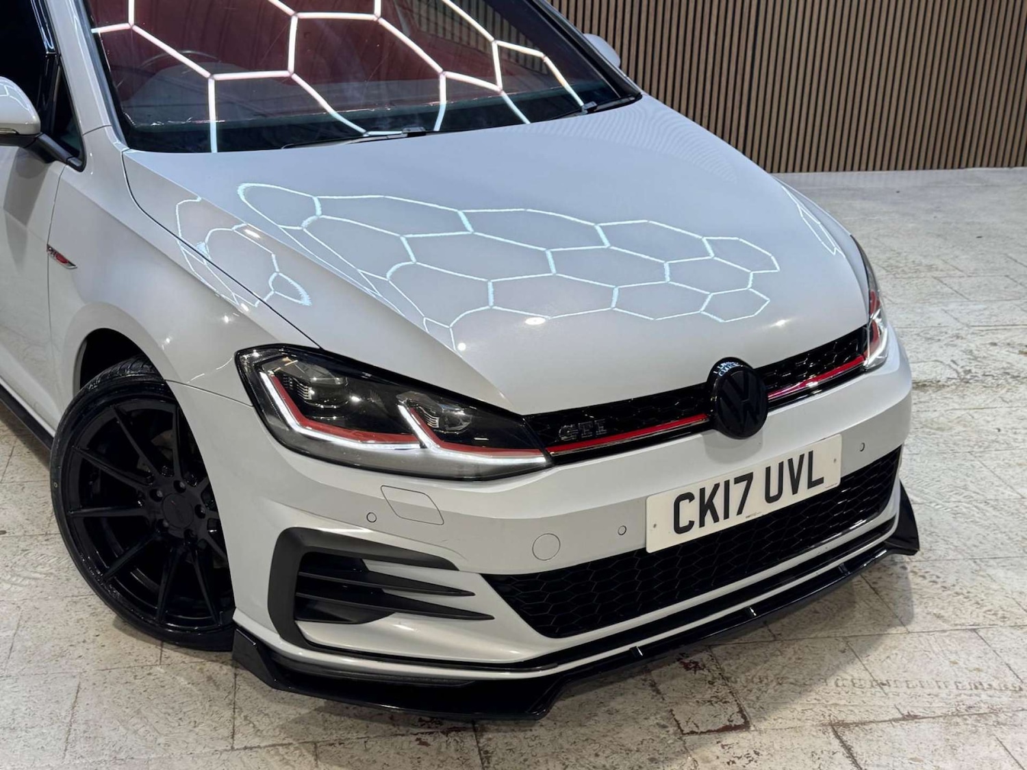 Used Volkswagen Golf 2017 for sale - 77213724: Photo 8