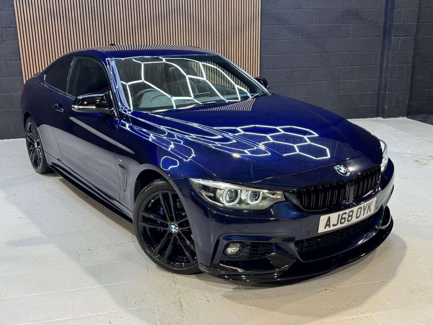 Used BMW 4 Series 2018 for sale - 76625858: Photo 1