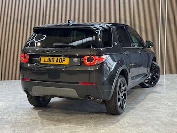 Used Land Rover Discovery Sport 2018 for sale - 78496424: Photo