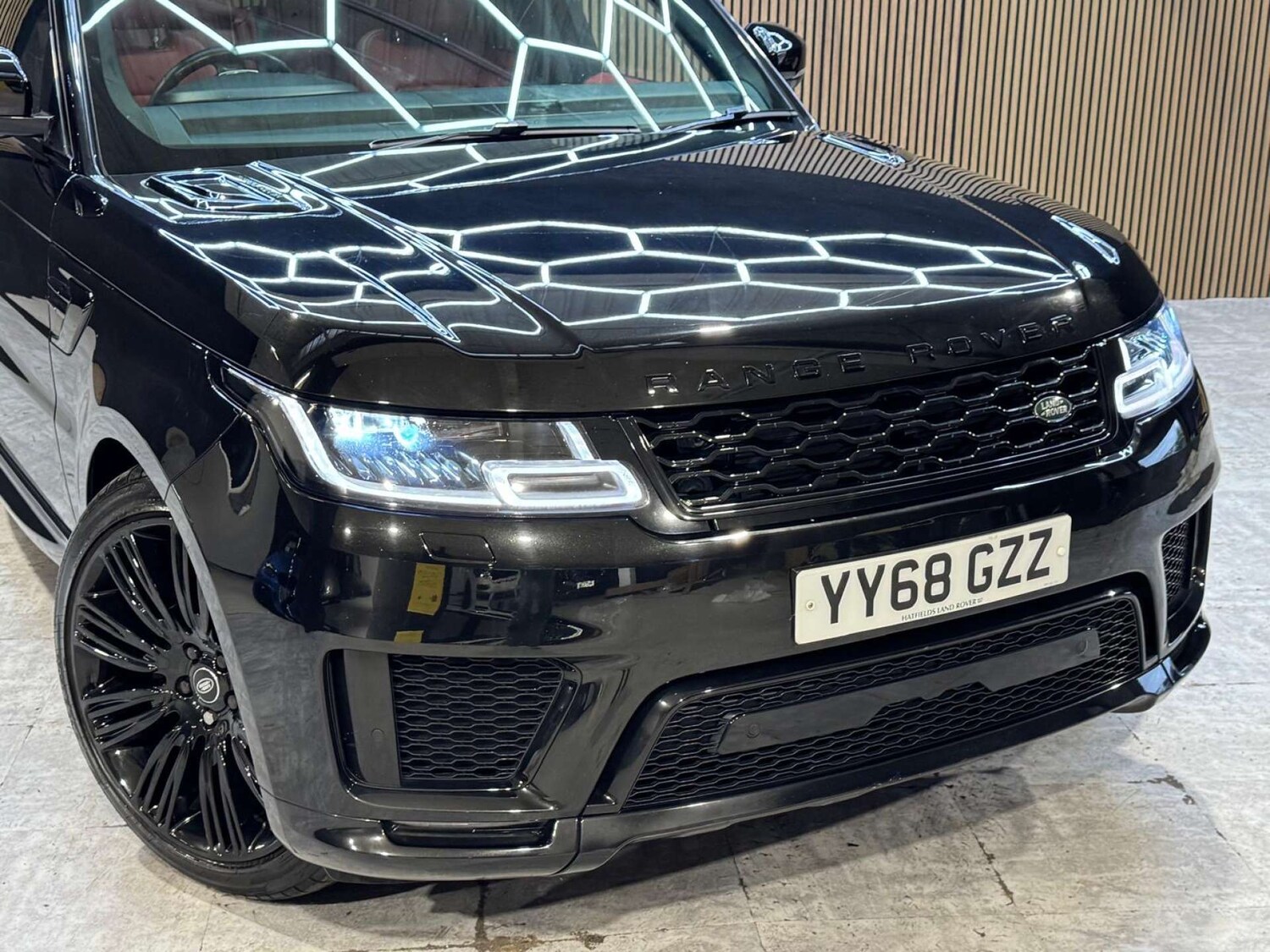 Used Land Rover Range Rover Sport 2018 for sale - 77676600: Photo 10