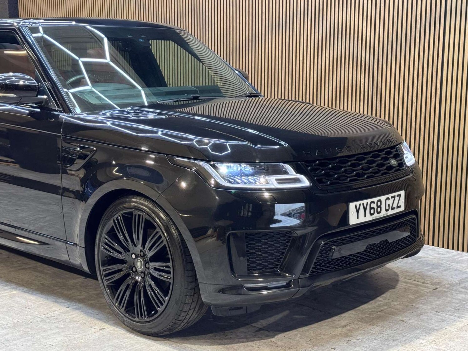 Used Land Rover Range Rover Sport 2018 for sale - 77676600: Photo 17