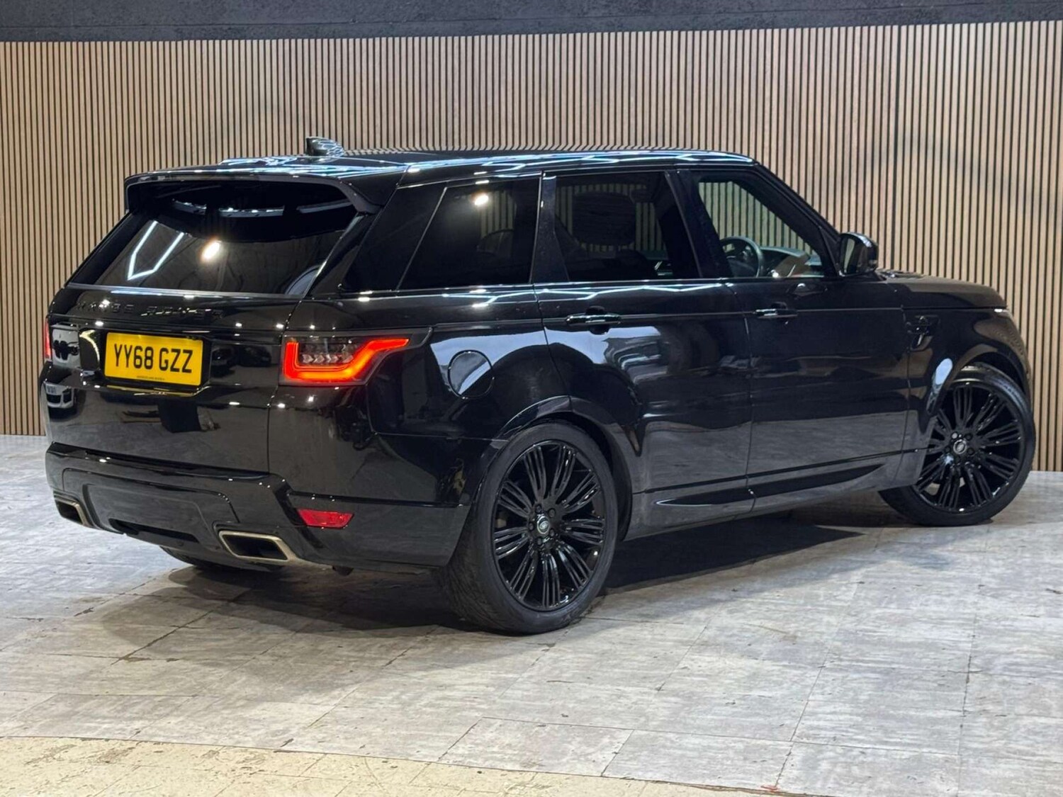 Used Land Rover Range Rover Sport 2018 for sale - 77676600: Photo 20